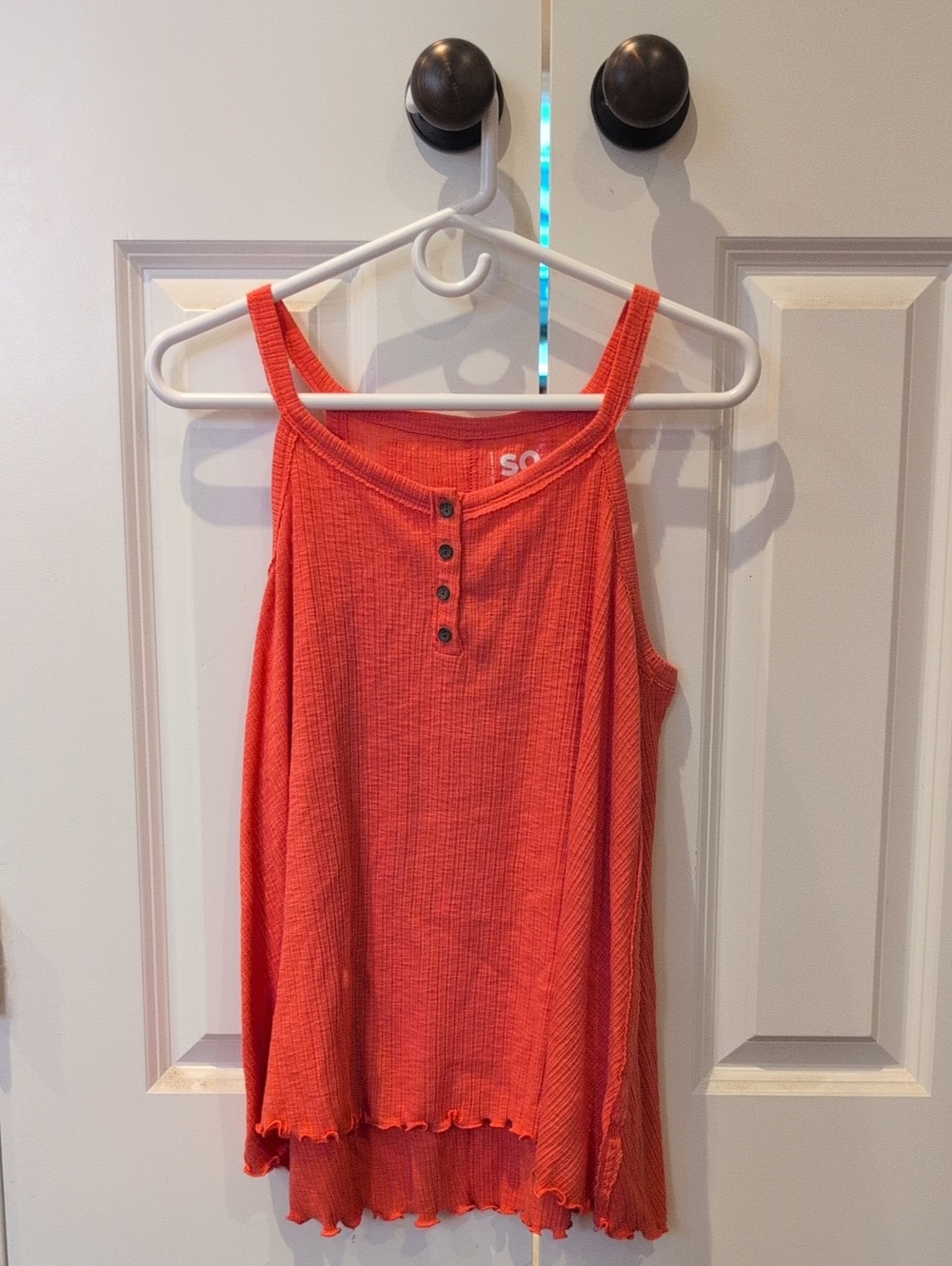 SO Melon Colored,- Ribbed Henley Cami Tank